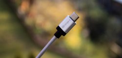 Różnica między USB-C a Thunderbolt – co musisz wiedzieć o nowoczesnych portach i protokołach